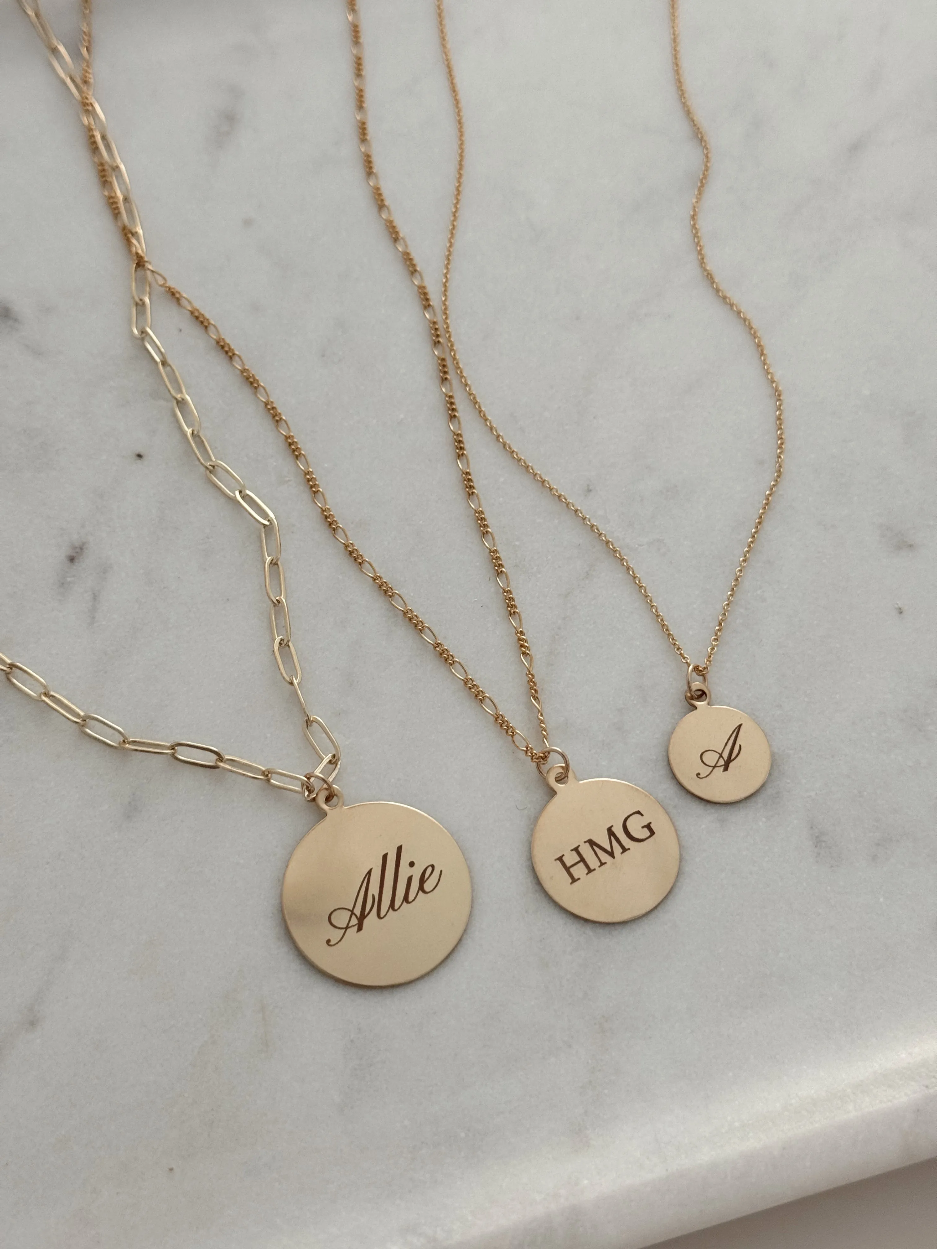 ENGRAVED CIRCLE NECKLACE