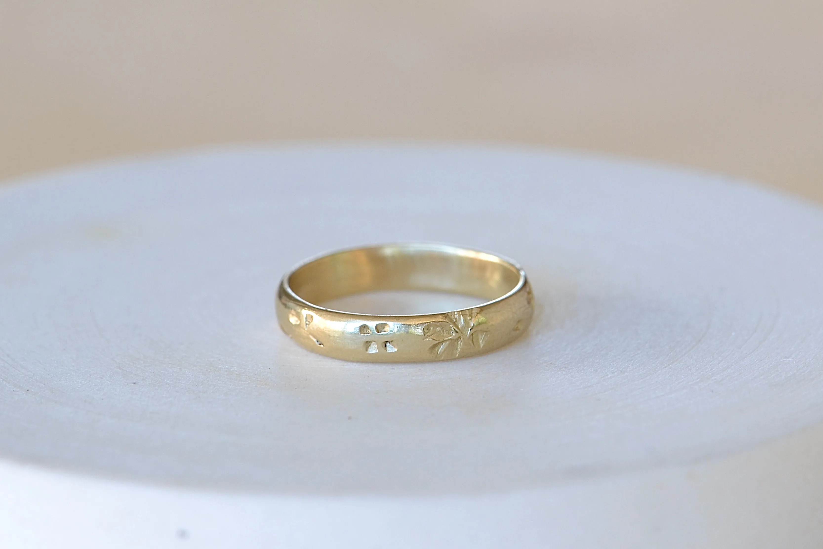 Slim Petal Print Band
